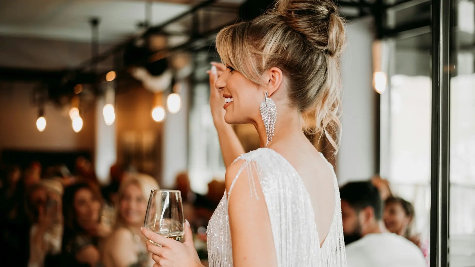 Dos and Don'ts of Funny Wedding Speeches